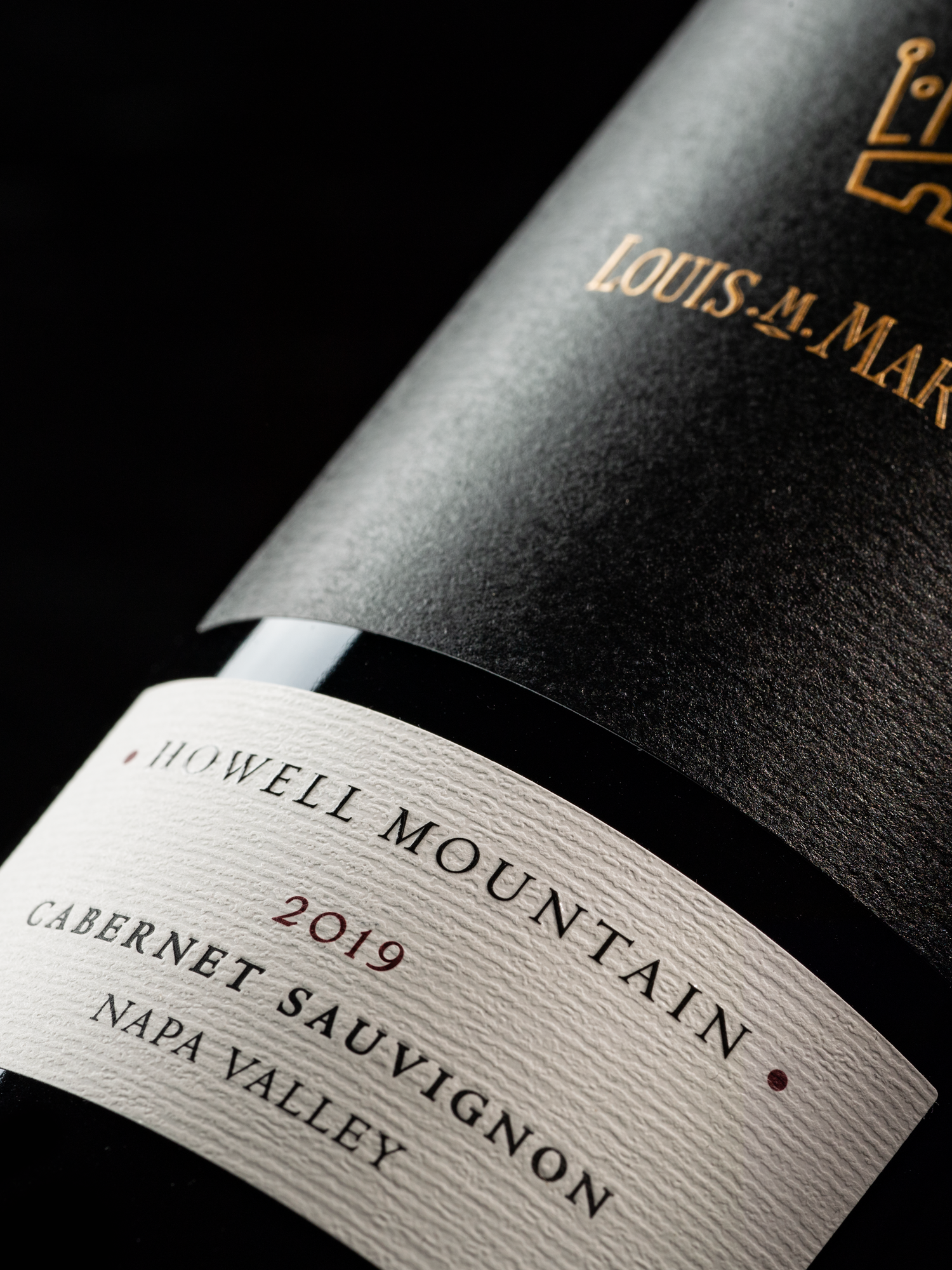 Howell Mountain Cab Sauv wine bottle.