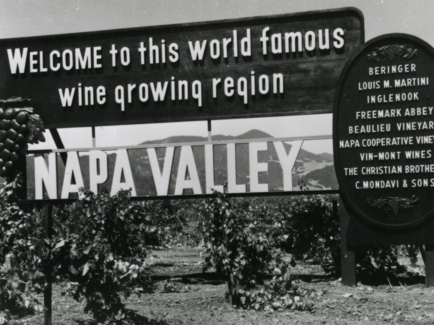 welcome to napa valley sign